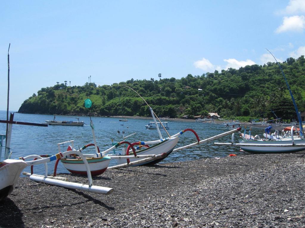 Galang Kangin Bungalows 2 Amed  Bagian luar foto